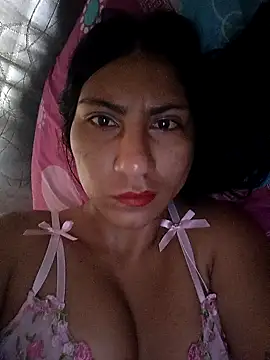 Lucyfoox online show from 10-22-25, 12:15