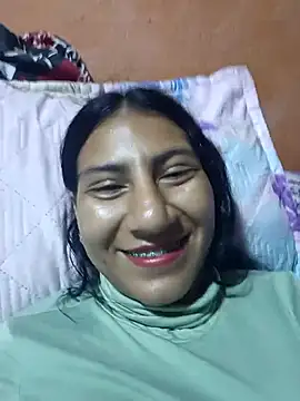 Lucyfoox online show from 10-19-25, 03:37