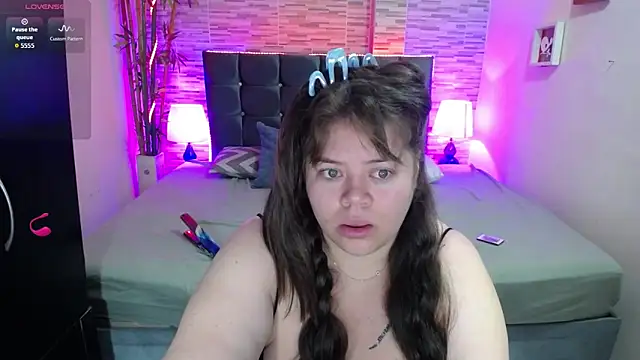 Michellx hot2 online show from 02-06-26, 03:08