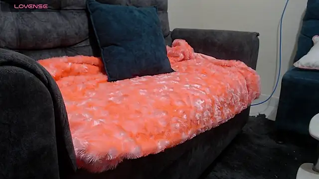 Michellx hot2 online show from 02-25-26, 06:46