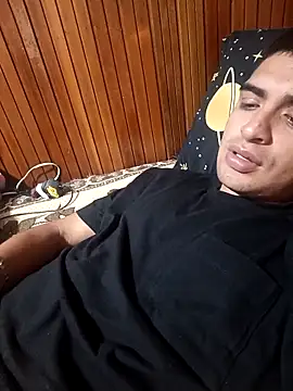 daniandr119 online show from 02-10-26, 12:42