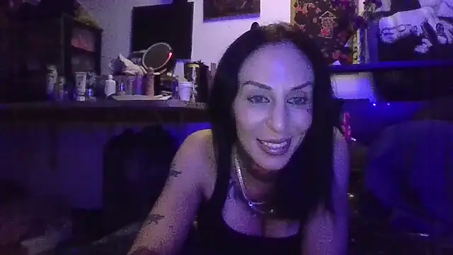 inkdhollow1 online show from 11-08-25, 04:16