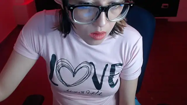 cristal hills 19 online show from 02-13-26, 05:35