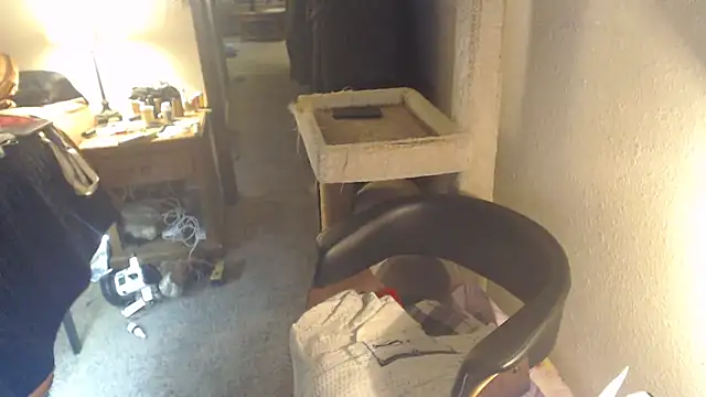 AlickleStiff online show from 04-19-26, 03:18