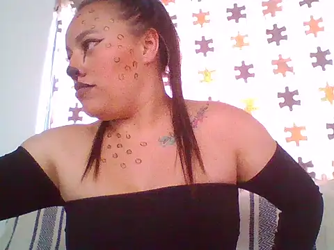 Snapshot of Meloddy__ chatting on 10-16-25, 02:58 Meloddy online show from 10-16-25, 02:58