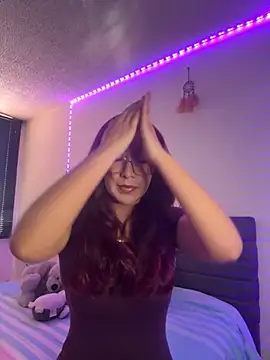 saramooon online show from 11-28-25, 01:11