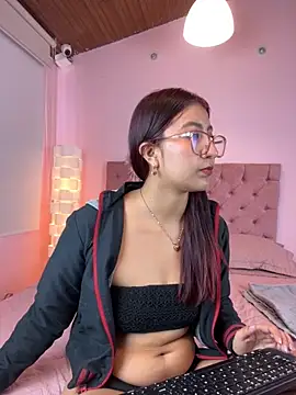 saramooon online show from 10-28-25, 01:32