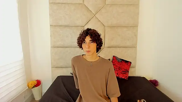 Scaarlett 22  online show from 10-01-25, 06:01