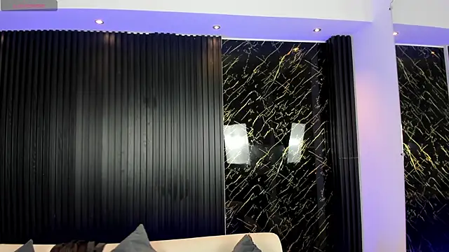 VenusCooper online show from 10-31-25, 07:32