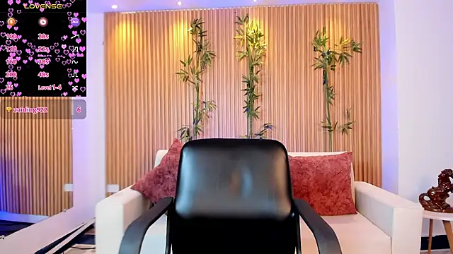 VenusCooper online show from 01-07-26, 08:14