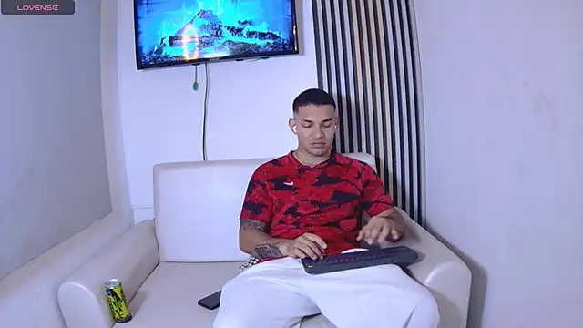 venedic bull online show from 11-23-25, 03:49