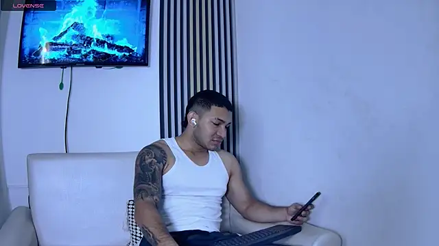 venedic bull online show from 11-29-25, 04:12