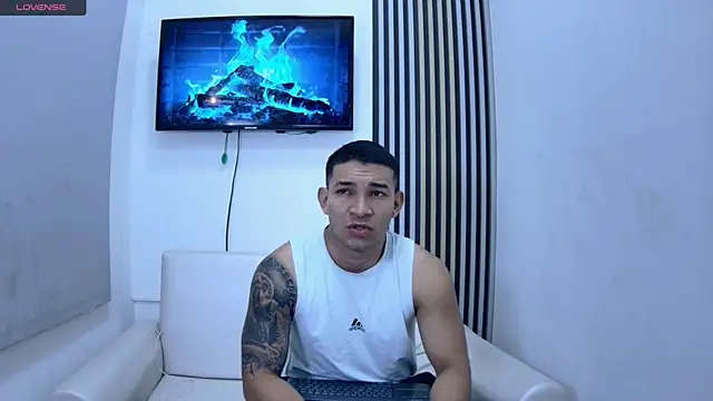 venedic bull online show from 11-27-25, 04:24