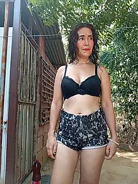 Snapshot of Dirty-Divorced-mother7 chatting on 10-04-25, 01:45 Dirty-Divorced-mother7 online show from 10-04-25, 01:45