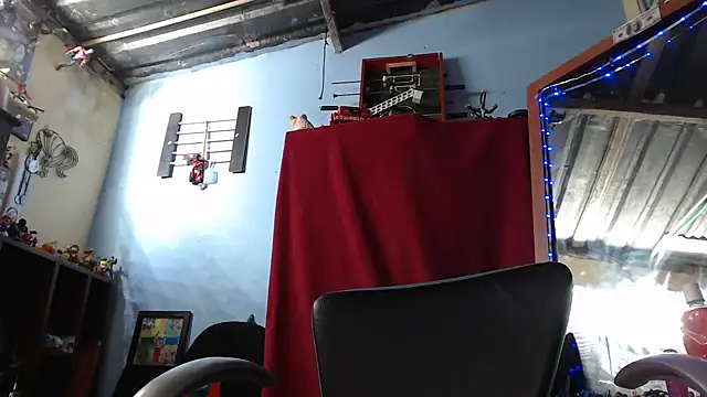 lizethavila online show from 04-02-26, 01:51