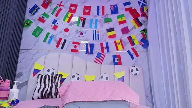 Snapshot of ashly_mr chatting on 07-15-26, 12:01 ashly mr online show from 07-15-26, 12:01