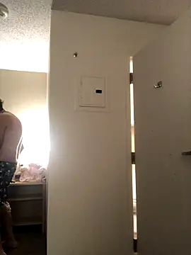 hoociedaddy24 online show from 12-05-25, 05:00