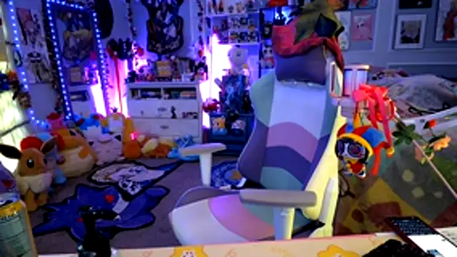 plushienova online show from 05-05-26, 06:44