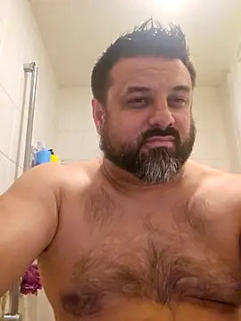 Roddog18 online show from 11-14-25, 02:37