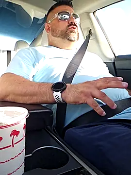 Roddog18 online show from 12-17-25, 10:48