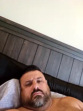 Roddog18 online show from 10-14-25, 07:47