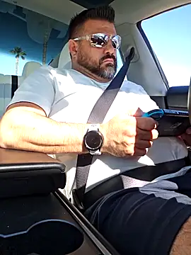 Roddog18 online show from 02-04-26, 07:31