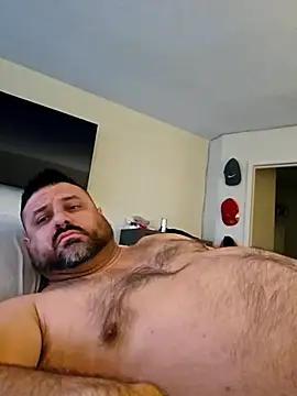 Roddog18 online show from 11-20-25, 03:12