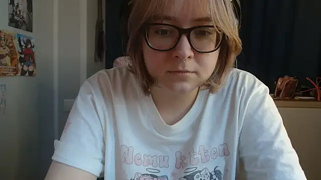 LolaWEI online show from 10-20-25, 07:42
