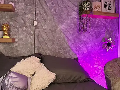 Nikolbrice online show from 02-18-26, 06:59