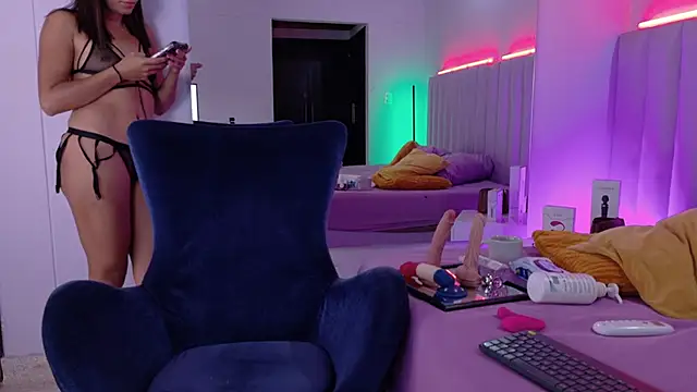 IamEvaGate online show from 11-08-25, 04:16