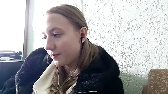 CarynFlaryn online show from 10-02-25, 09:12