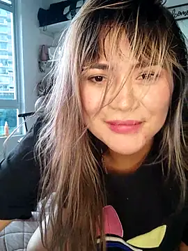 Zoe riivas online show from 10-29-25, 10:20