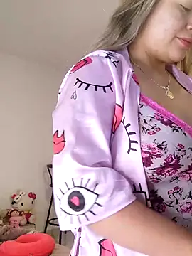 Zoe riivas online show from 11-04-25, 11:03