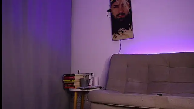 Snapshot of SOY_MIKE chatting on 03-31-26, 01:18 SOY MIKE online show from 03-31-26, 01:18