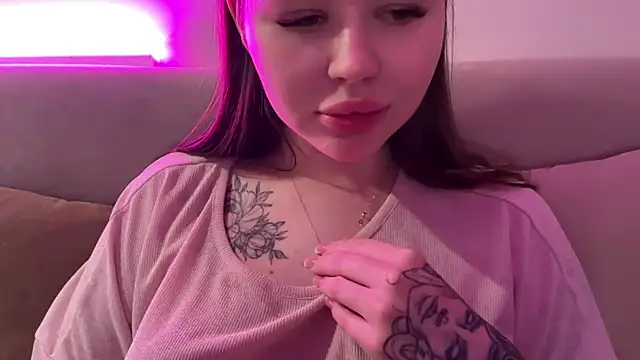 AlmaryKim online show from 03-25-26, 08:08