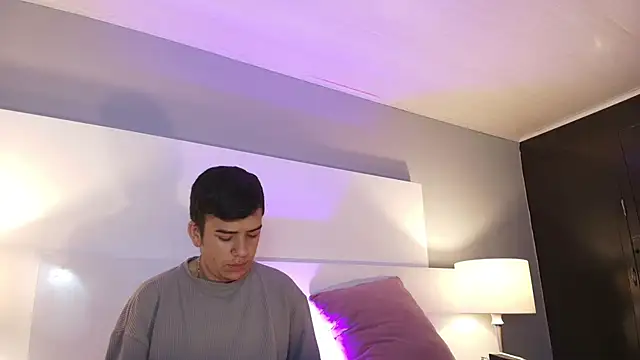 Dylan Katte online show from 02-08-26, 03:04