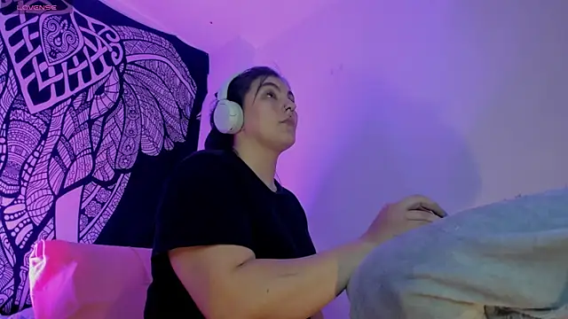 Anny ferrer1 online show from 03-18-26, 09:48