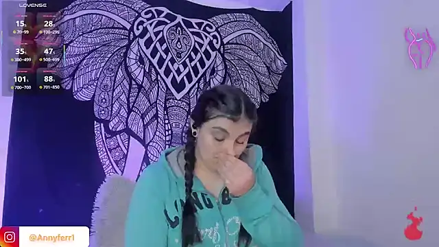 Snapshot of Anny_ferrer1 chatting on 10-11-25, 11:39 Anny ferrer1 online show from 10-11-25, 11:39
