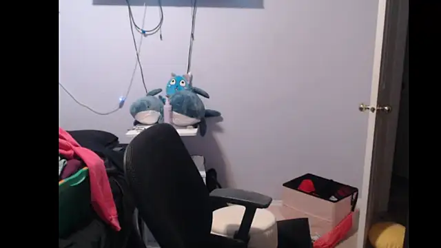 cinderellie online show from 10-27-25, 03:29