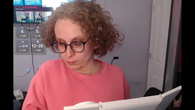 cinderellie online show from 10-30-25, 03:38