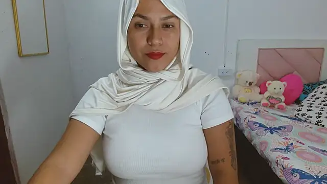 Nadia hasbun online show from 10-15-25, 11:40