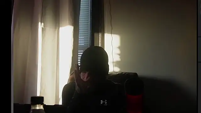 Vox Personas online show from 12-18-25, 10:13