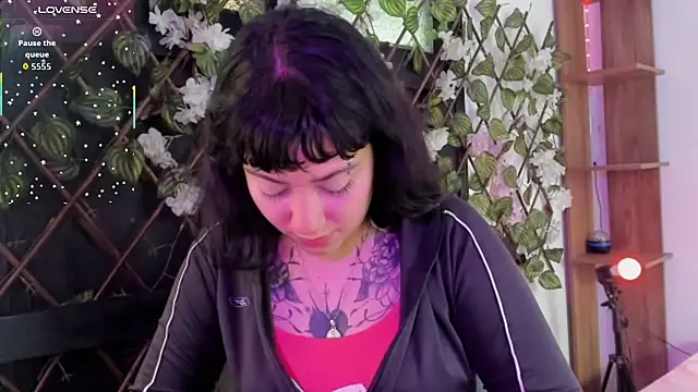 Kora Red69 online show from 04-17-26, 08:22