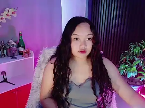 UrFavouriteCravings online show from 03-04-26, 05:37