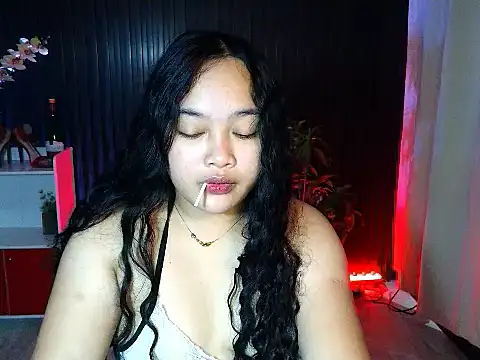 UrFavouriteCravings online show from 11-20-25, 02:29