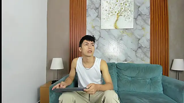 VERY HOT GUYS online show from 05-29-26, 07:14