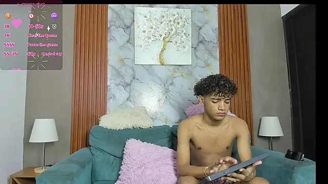 VERY HOT GUYS online show from 05-31-26, 07:25