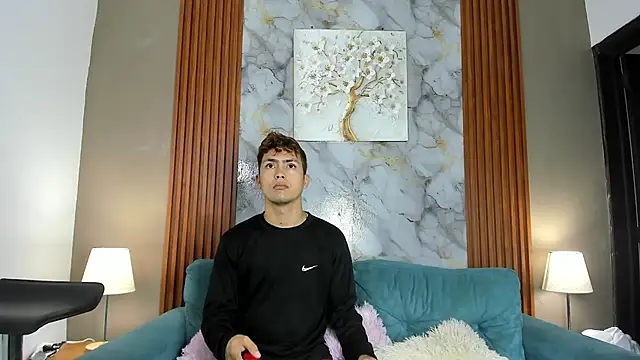 VERY HOT GUYS online show from 03-13-26, 01:16