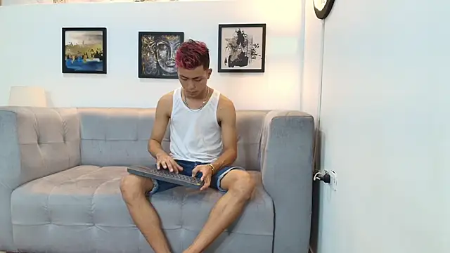 VERY HOT GUYS online show from 12-14-25, 01:23