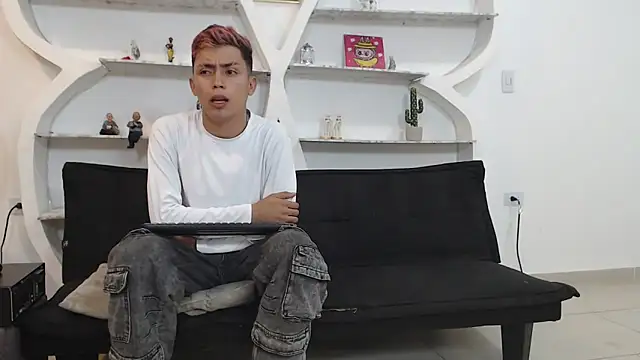 VERY HOT GUYS online show from 11-27-25, 12:22